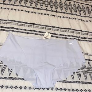 New with tag blue pink brand no show underwear!